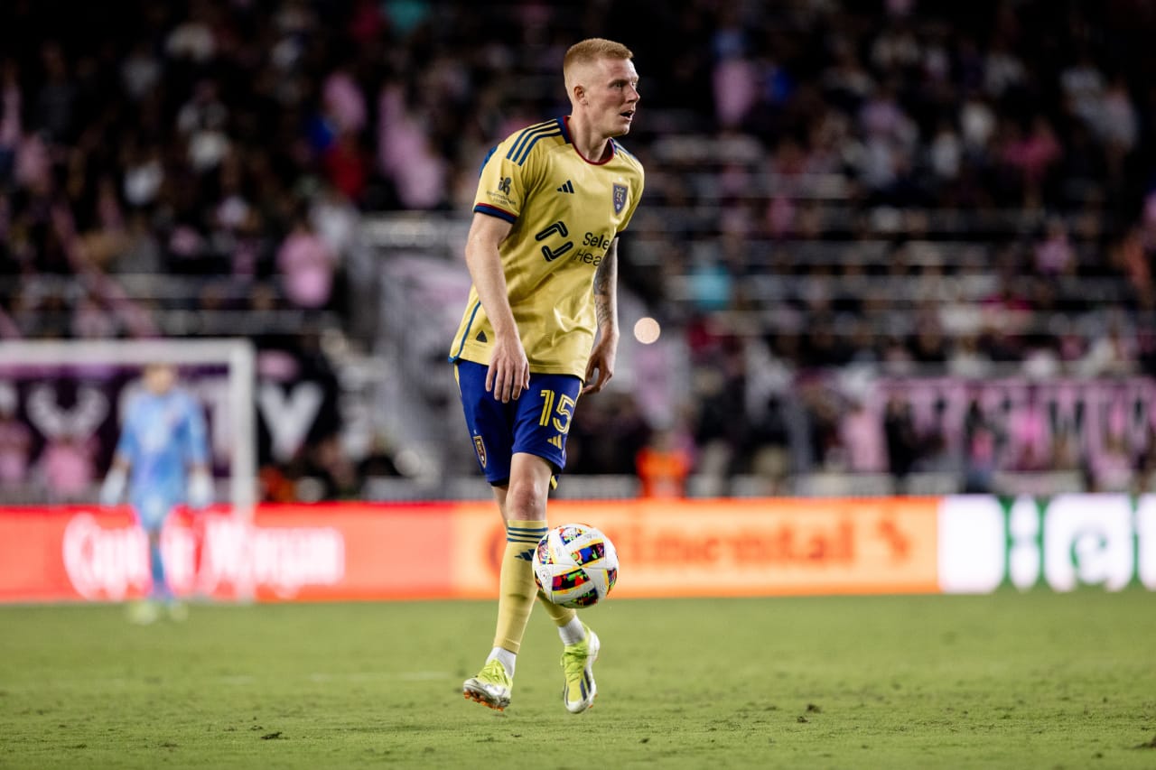 MIA v RSL 064