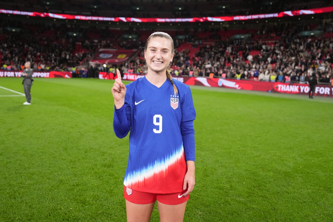 Ally Sentnor U.S. Soccer 18