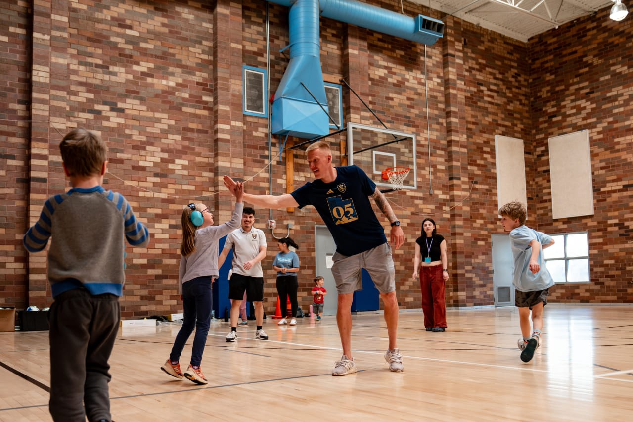 042125_BoysAndGirlsClubGames_25