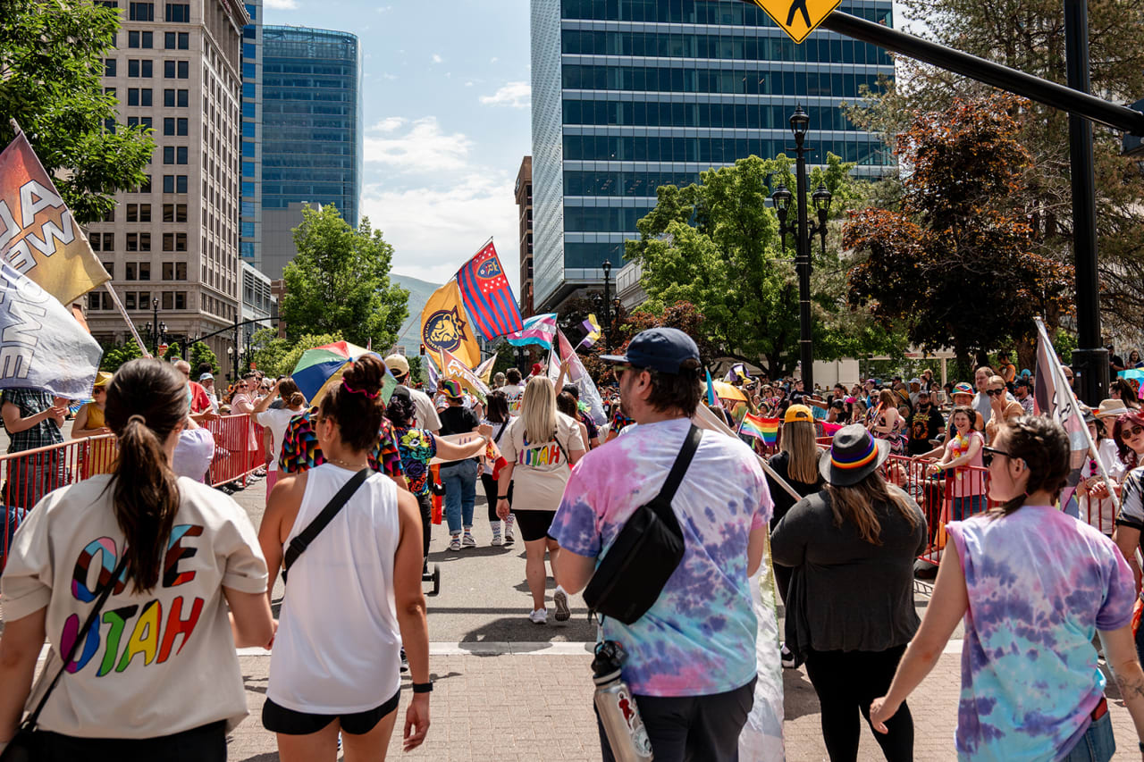 060224_PrideParade_-64