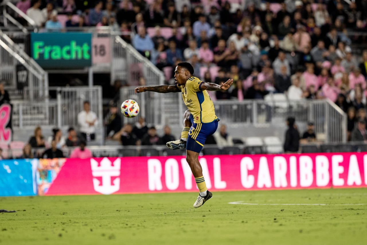 MIA v RSL 045