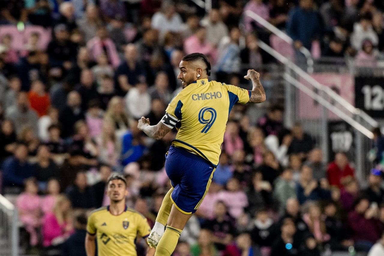 MIA v RSL 037