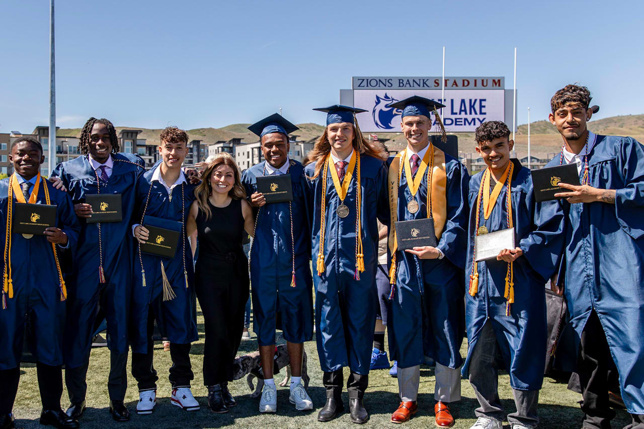 053024_AcademyGraduation_58