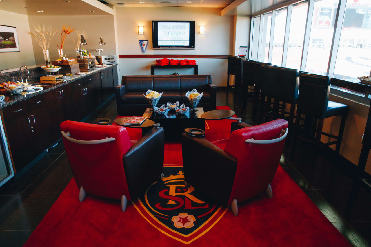 Luxury Suites | 2