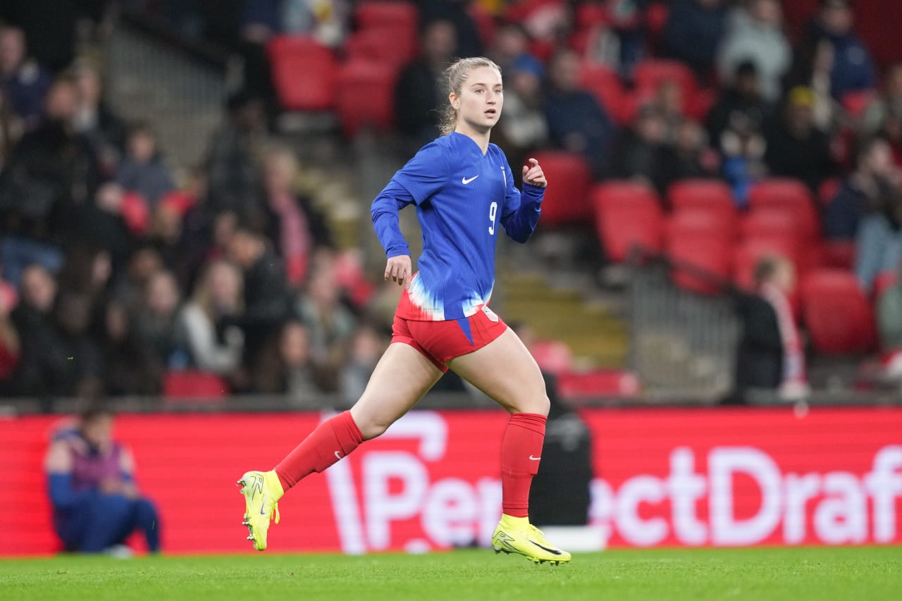 Ally Sentnor U.S. Soccer 17
