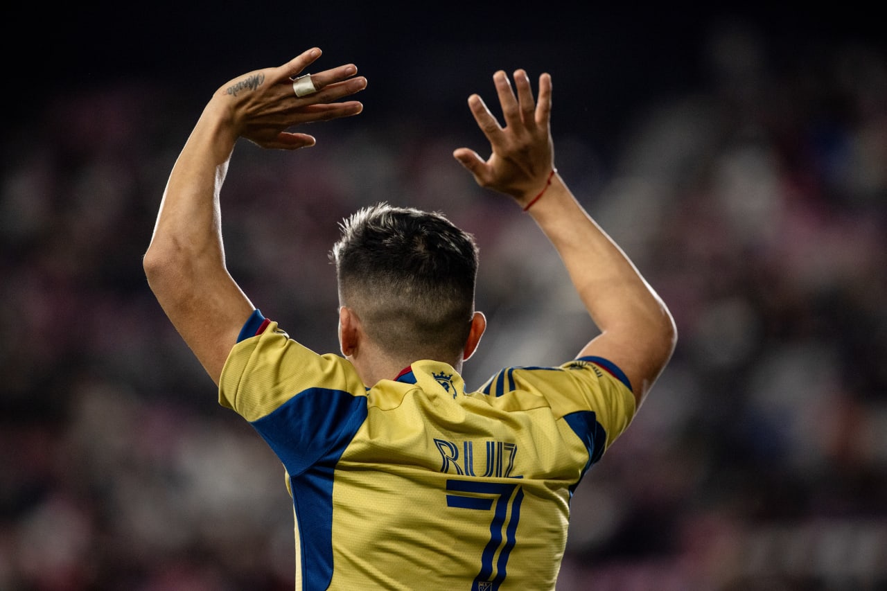 MIA v RSL 055