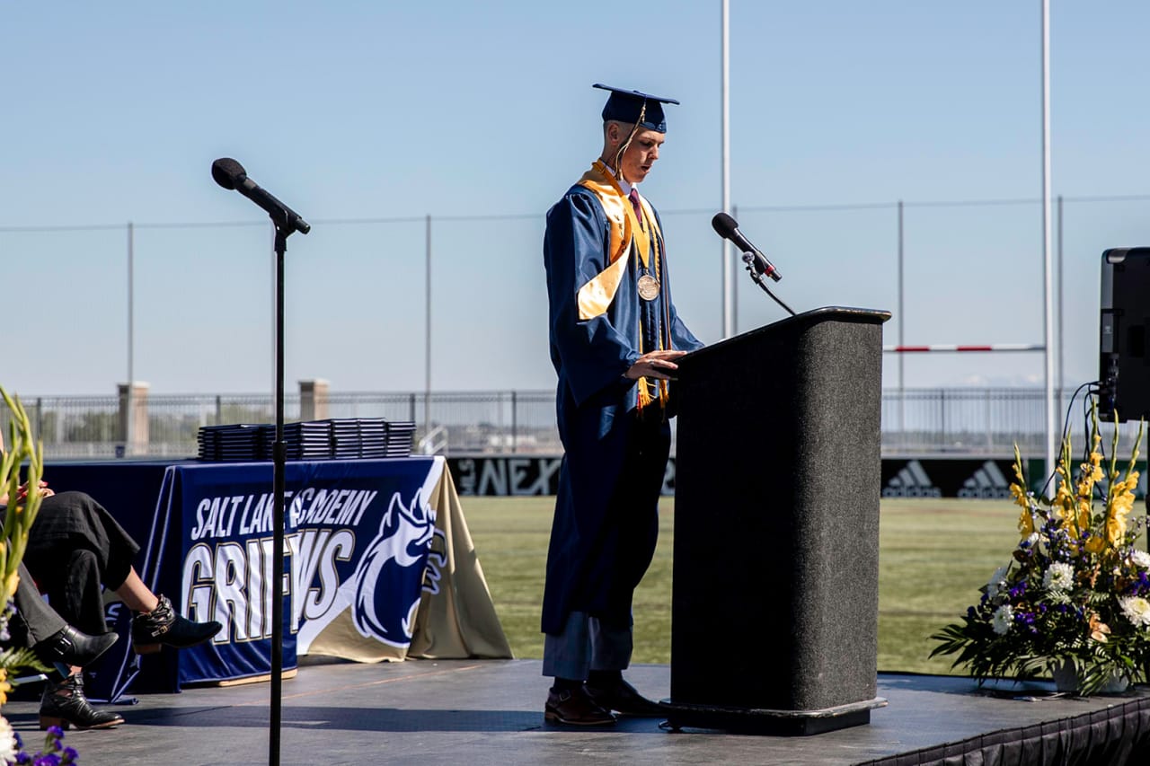 053024_AcademyGraduation_02