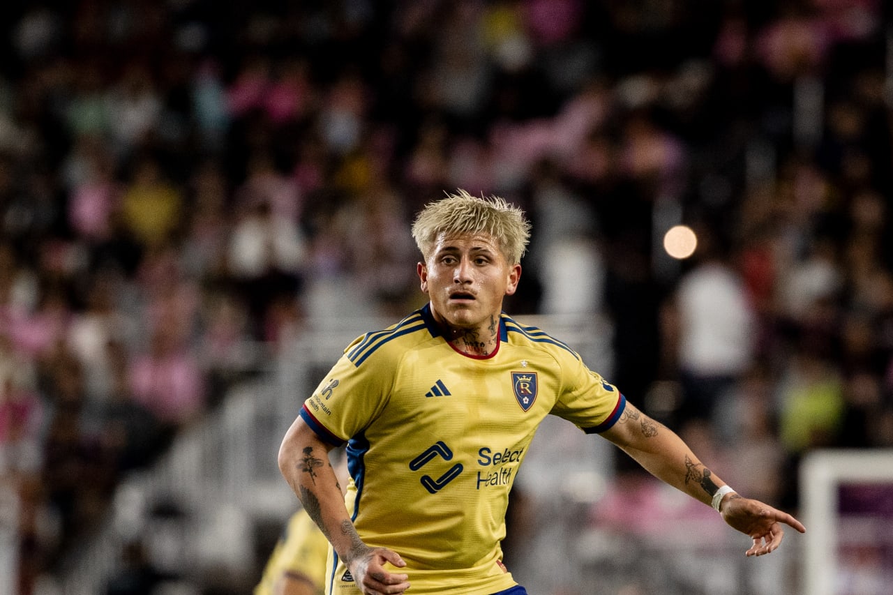 MIA v RSL 038