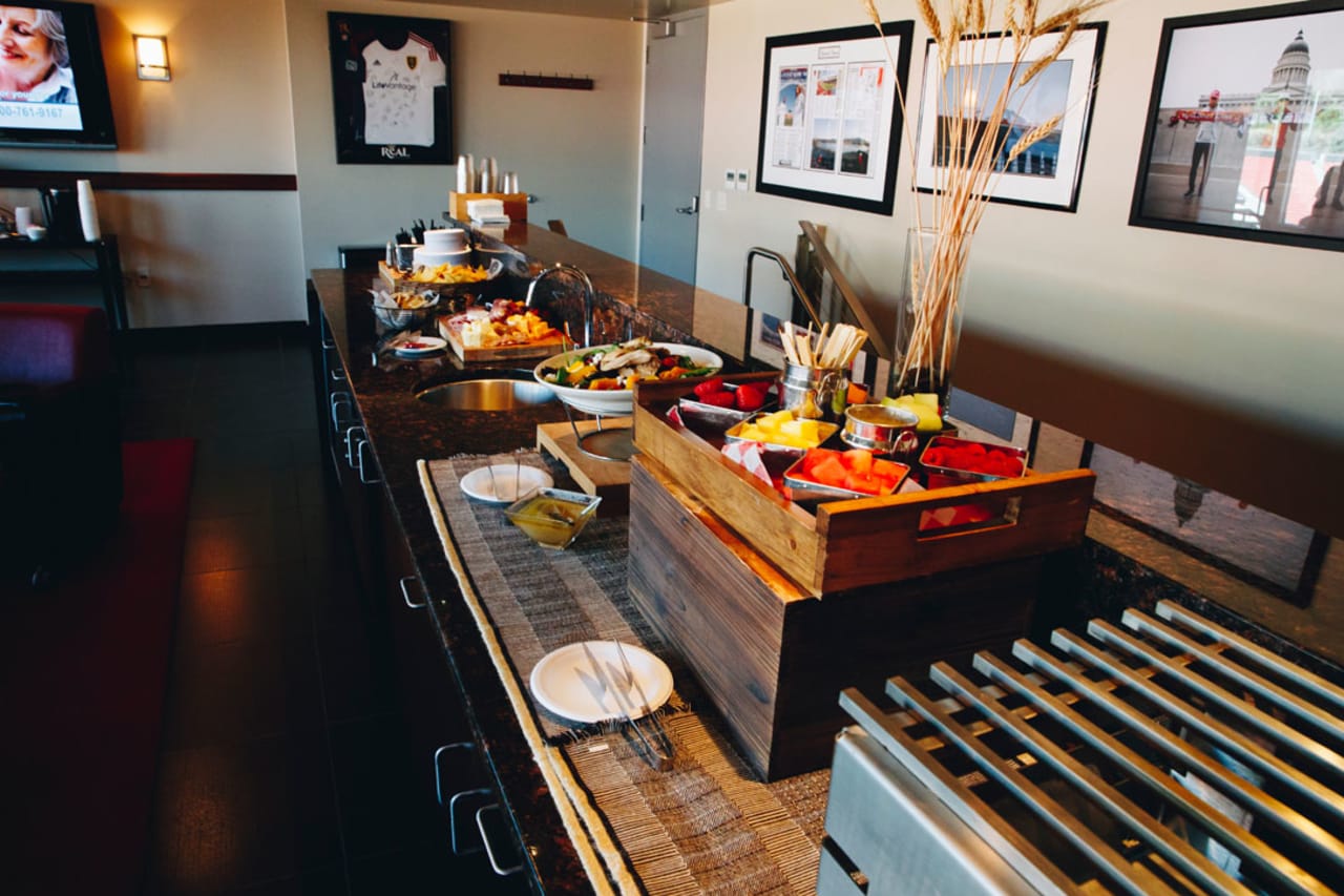 Luxury Suites | 5