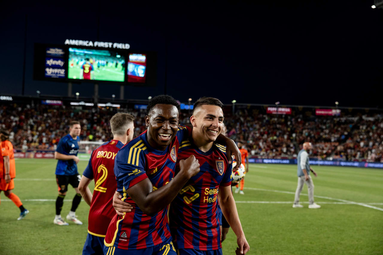070324_RSLvHOU_3939