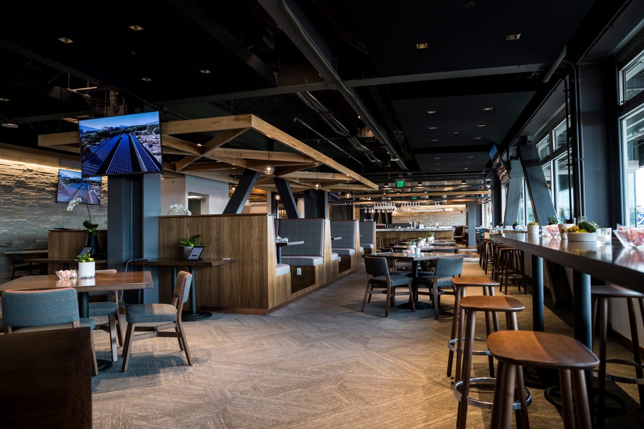 Executive Club | 3
