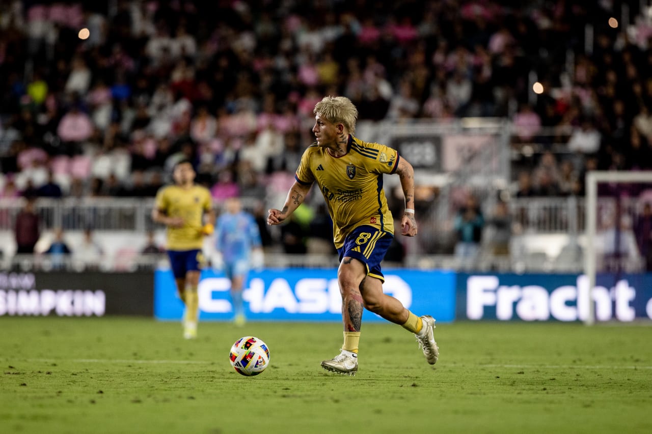 MIA v RSL 053
